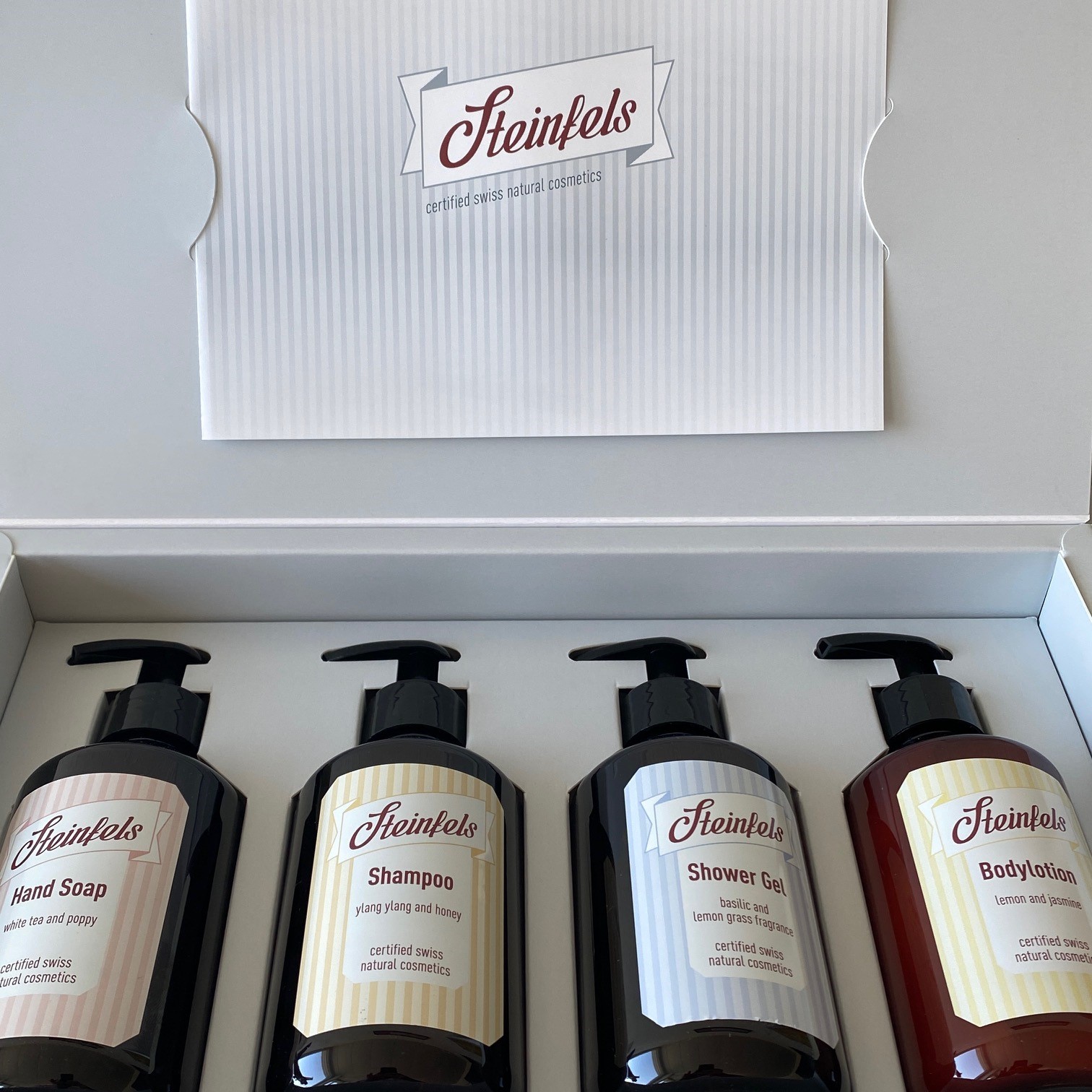 p_141517_Steinfels Hotelkosmetik Geschenkbox (4er Box), GiveAway_0